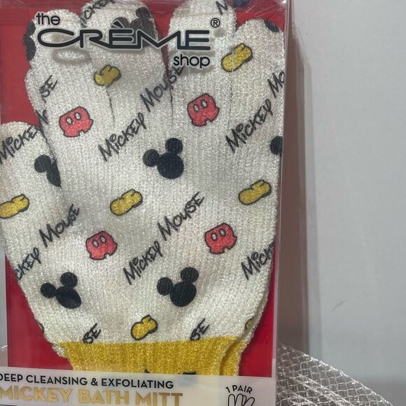The Crème Shop Disney Mickey Mouse Bath Mitt NWT - Picture 3 of 6